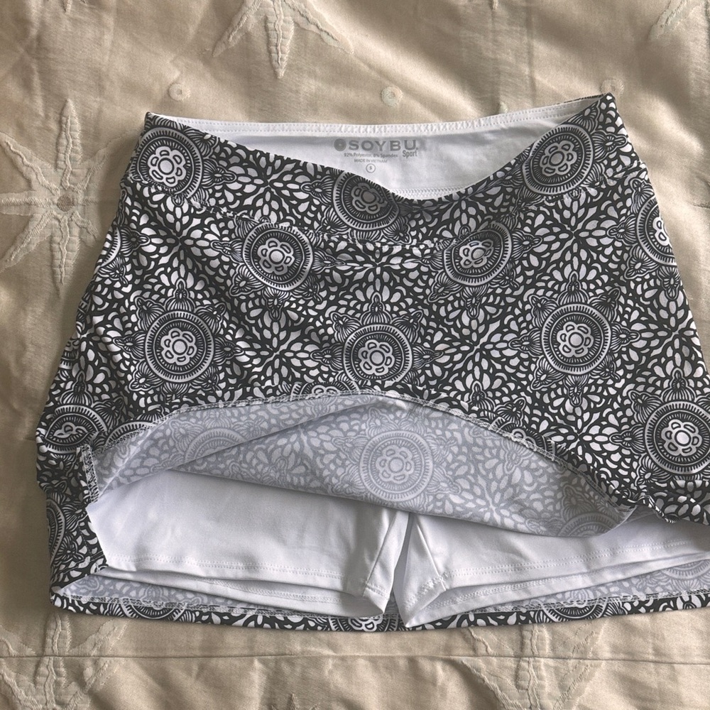 Soybu Black and White Patterned A-Line Skirt with built-in shorts brand new